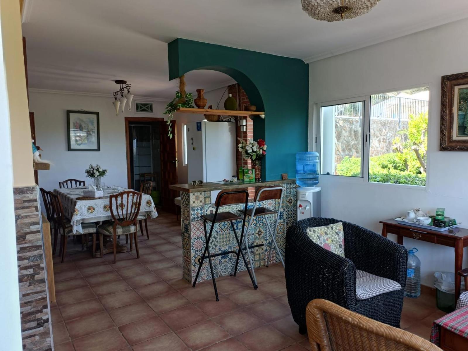 Bedroom With Private Bathroom And Two-Bedroom Family Suite In Quiet Forest Country House 80M2 Large Swimming Pool Music Town Lliria The Garden And Swimmingpool And Garden Are Shared Exterior photo